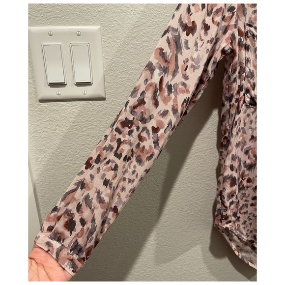 CLOTH AND STONE Button Down Long Sleeve Animal Print Shirt - Picture 3 of 5
